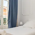 4br - Location *