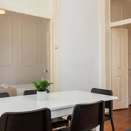 4br - Location